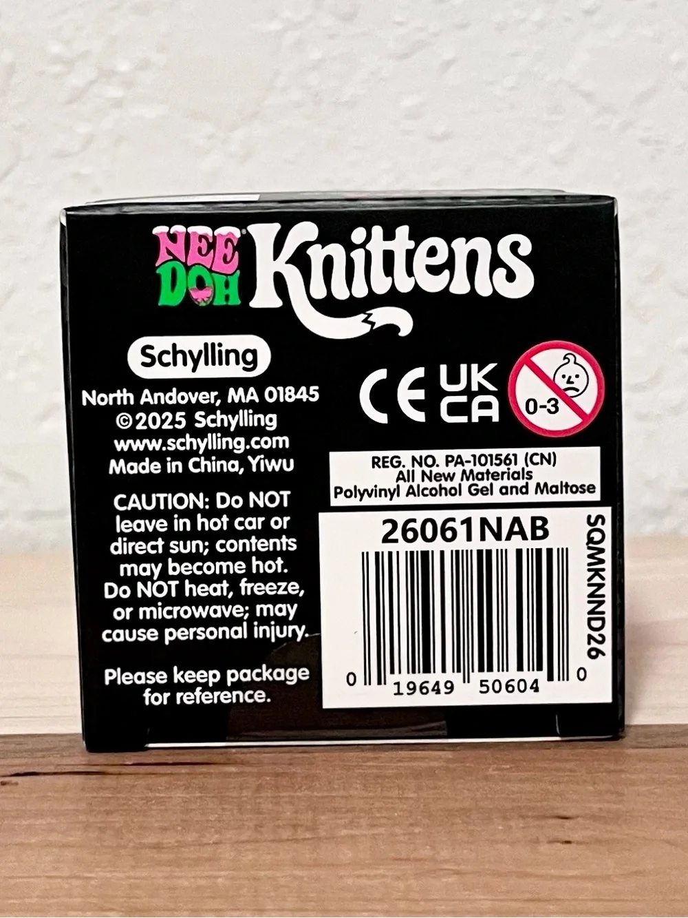 Needoh Knittens Sweater-Soft Squish